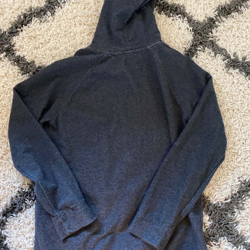 American eagle men’s sweater
